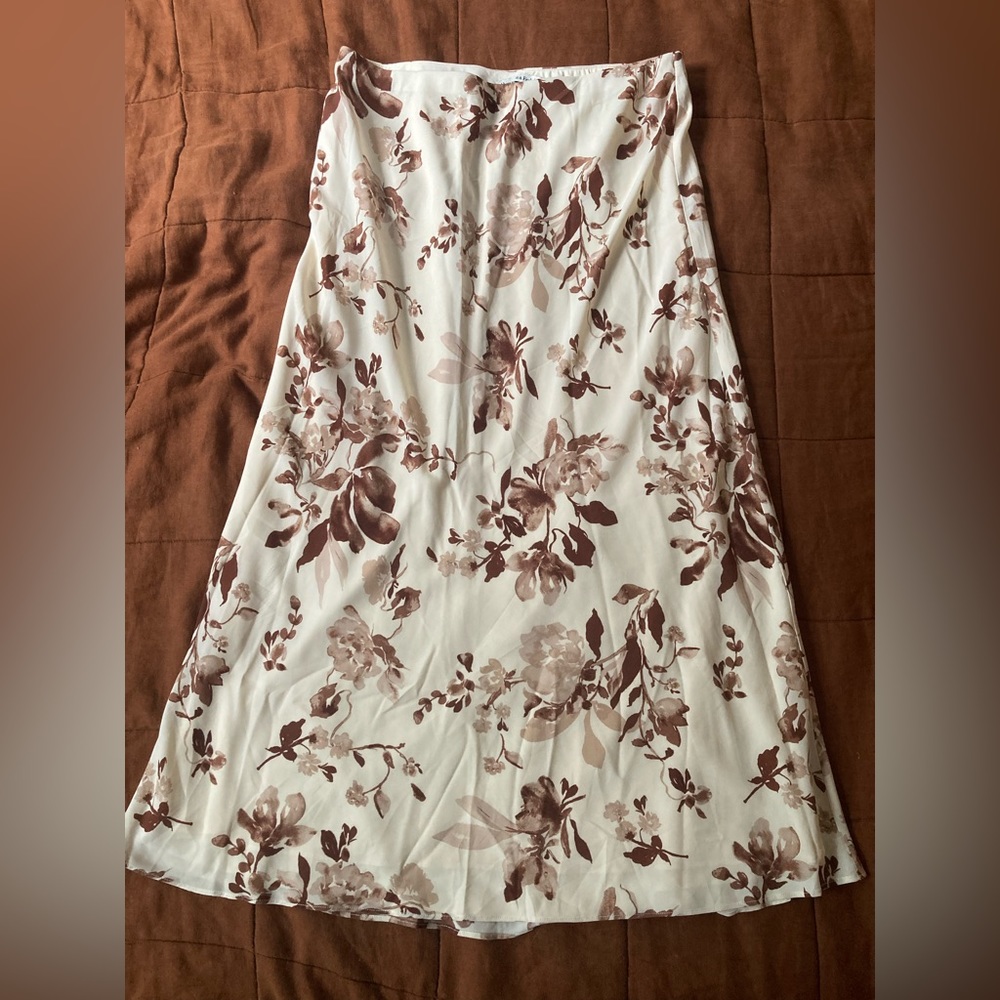 NWT Abercrombie & Fitch Faux Silk Maxi Skirt - size large